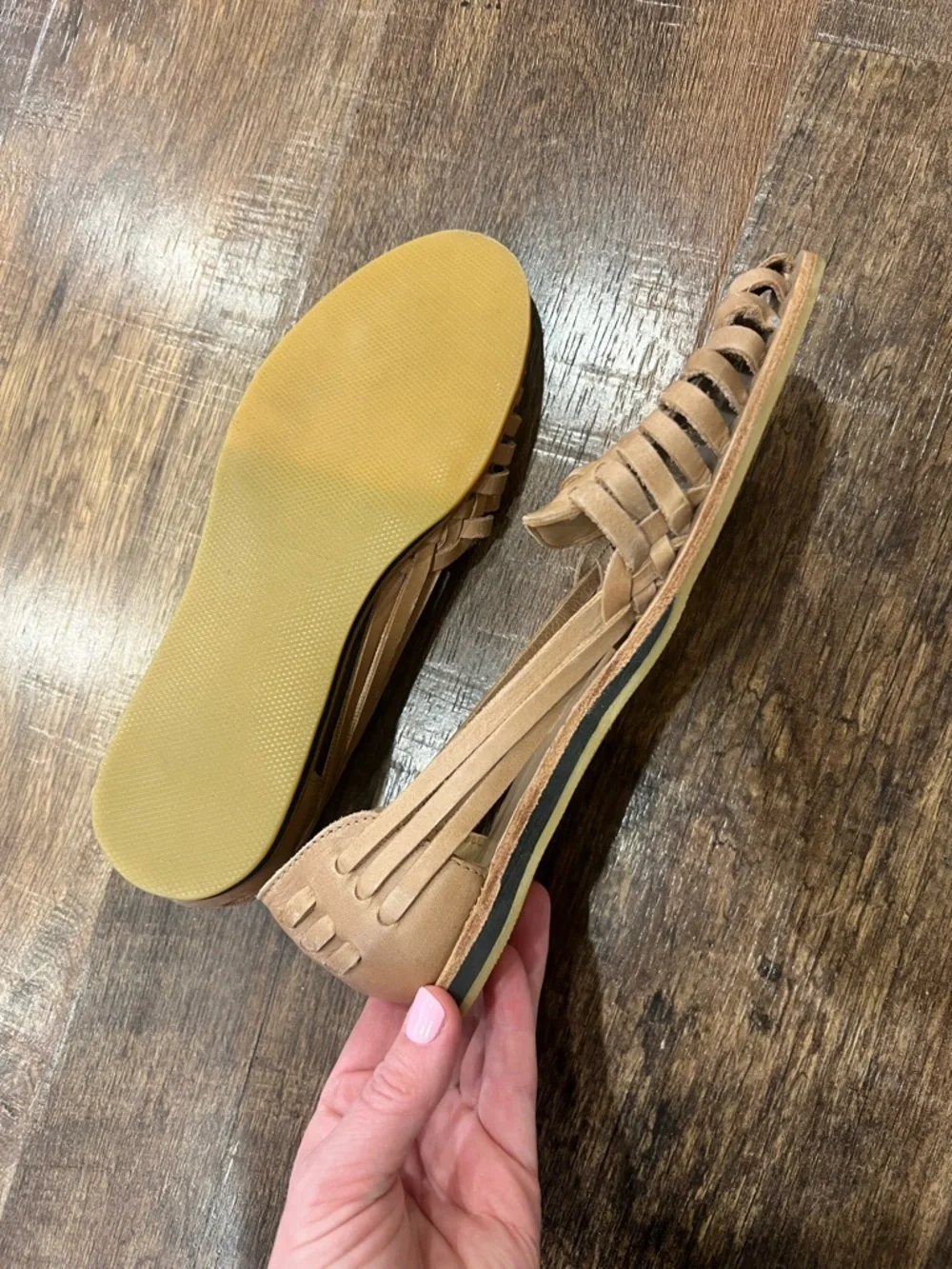 Nisolo Huarache Sandals in the almond tan color 6.5 - Picture 4 of 4
